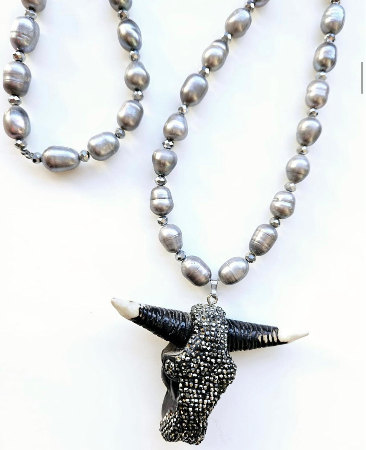 COLLAR LARGO PERLA CON COLGANTE