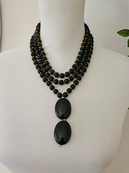 COLLAR PIEDRA VOLCÁNICA CON COLGANTES DE PIEDRA