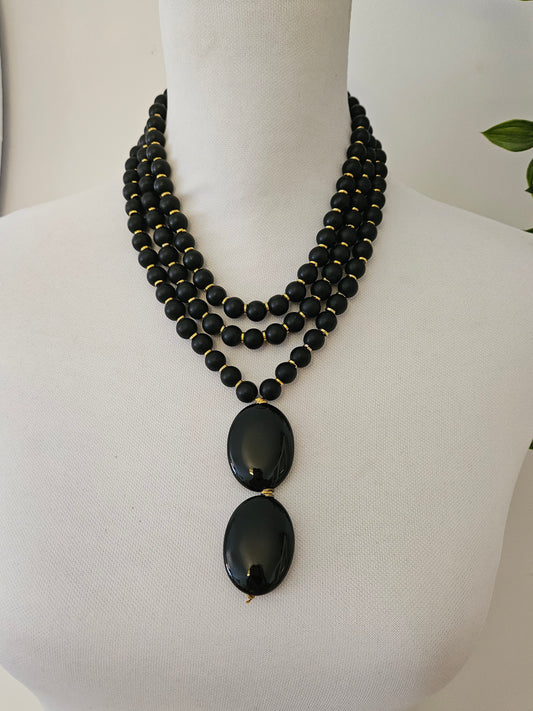 COLLAR PIEDRA VOLCÁNICA CON COLGANTES DE PIEDRA