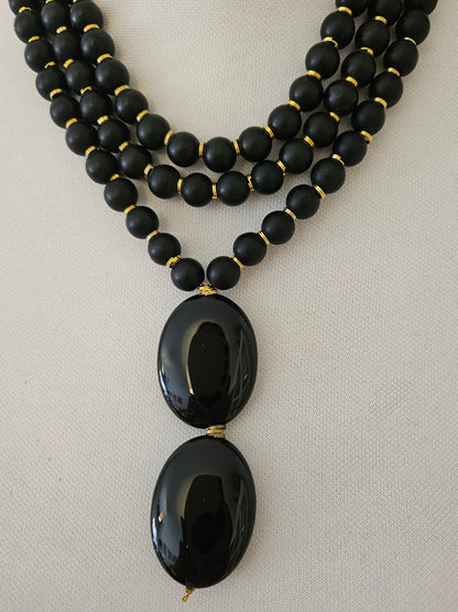 COLLAR PIEDRA VOLCÁNICA CON COLGANTES DE PIEDRA